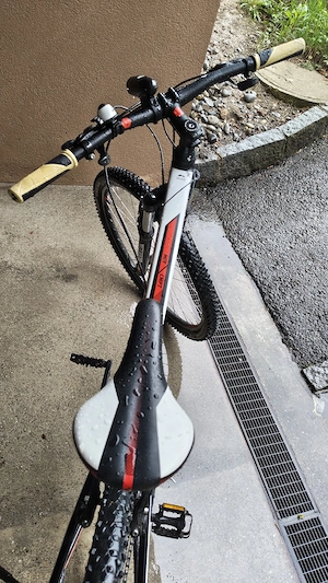 Jungs Jugend Fahrrad Cube Bild 2