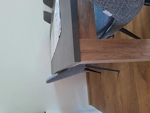 Verkaufe meinen Holztisch mit Stühlen Bild 3