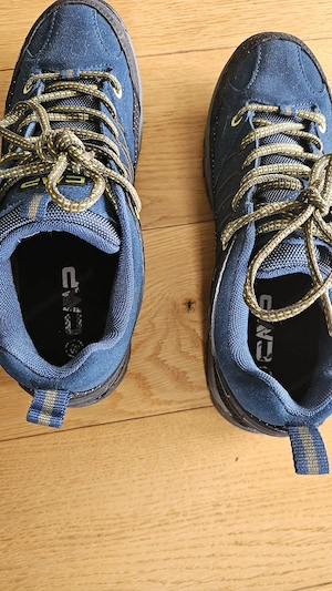 sportschuhe gr.40 Bild 4