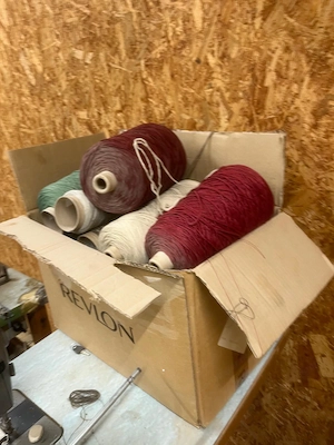 Kettelmaschine für Teppichsockel Bild 2