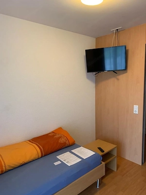 WG Zimmer zu vermieten möbliert Bild 2