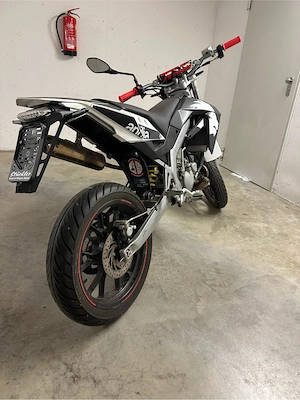 Aprillia SX50 Bild 8