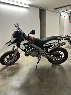 Aprillia SX50 Bild 7