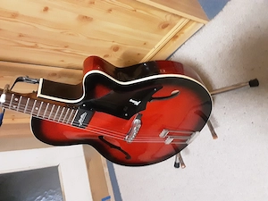 Verkaufe 1 Framus Sorella 1972