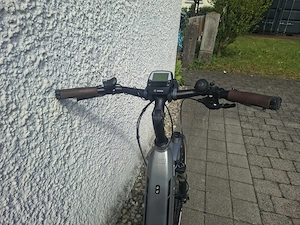 Tolles E-Bike steht zum Verkauf Bild 5