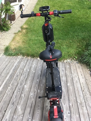 I Scooter werden Angeboten! Bild 2