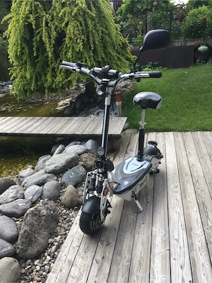I Scooter werden Angeboten! Bild 4