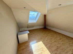 Kleine, helle DG-3 Zi-Wohnung, Privathaus, Nähe PH Vorarlberg und LKH, ohne Stau nach FL Bild 5
