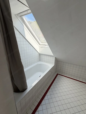 Kleine, helle DG-3 Zi-Wohnung, Privathaus, Nähe PH Vorarlberg und LKH, ohne Stau nach FL Bild 10
