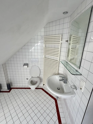 Kleine, helle DG-3 Zi-Wohnung, Privathaus, Nähe PH Vorarlberg und LKH, ohne Stau nach FL Bild 9