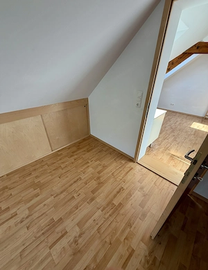 Kleine, helle DG-3 Zi-Wohnung, Privathaus, Nähe PH Vorarlberg und LKH, ohne Stau nach FL Bild 8