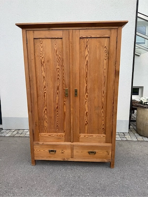 Massiv Holz, Antiker Schrank