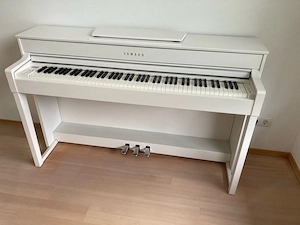 Yamaha Clavinova CLP-535 weiss Bild 2