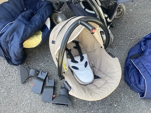 I'coo Kinderwagen mit diversem Zubehör Bild 2