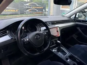 VW Passat Bild 8