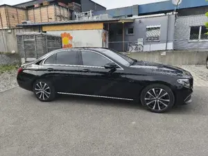 Mercedes E 300de Bild 3
