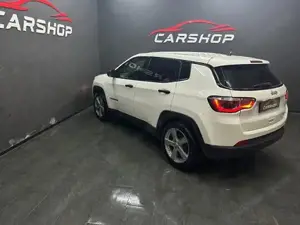 Jeep Compass Bild 10