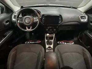 Jeep Compass Bild 8