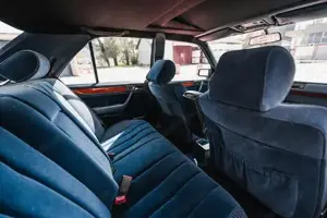 Mercedes-Benz E-Klasse Bild 7