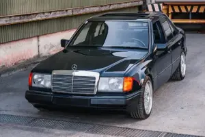 Mercedes-Benz E-Klasse Bild 17