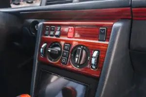 Mercedes-Benz E-Klasse Bild 16