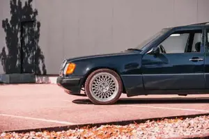 Mercedes-Benz E-Klasse Bild 2