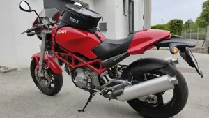 Ducati Monster 1000S Bild 8