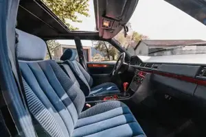 Mercedes-Benz E-Klasse Bild 8