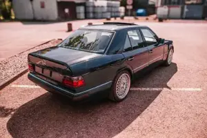 Mercedes-Benz E-Klasse Bild 5