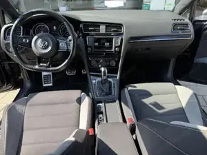 VW Golf Bild 8