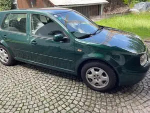 VW Golf Bild 4