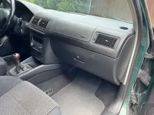 VW Golf Bild 8