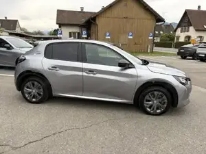 Peugeot 208 Bild 3