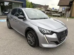 Peugeot 208 Bild 2