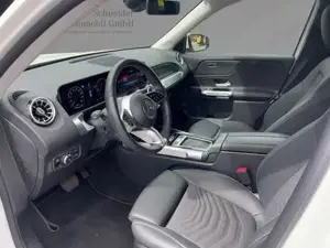 Mercedes-Benz GLB 180 d W-Paket Navi LM KAM SpurW ParkAss. Bild 7