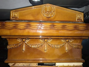 Wunderschöner alter Kachelofen Bild 4