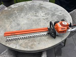 STIHL Benzin-Heckenschere HS 45   60 cm Bild 2