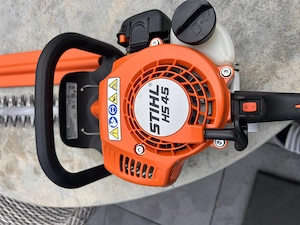 STIHL Benzin-Heckenschere HS 45   60 cm Bild 3