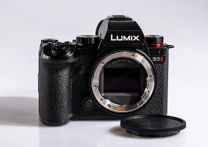 Panasonic Lumix S5 Mark II + Lumix S 50mm F1.8 Bild 2