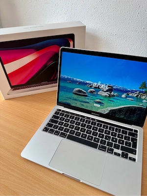 MacBook Pro, Neuwertig, OVP + Rechnung Bild 2