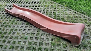 Rutschbahn rot Bild 2