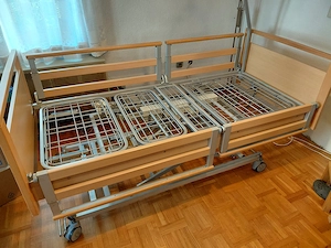 Pflegebett in sehr gutem Zustand Bild 2