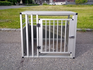 Hundebox aus Aluminium Bild 2