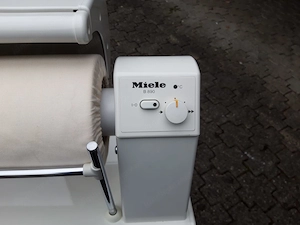 Miele Bügelmaschine top Zustand Bild 2