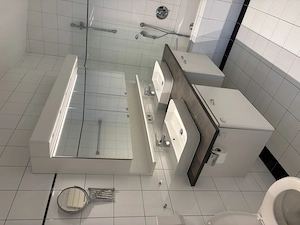 Badschrank zu verschenken Bild 2