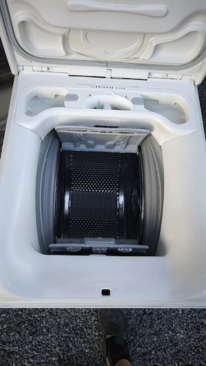 RESERVIERT! Waschmaschine AEG Lavamat Toplader L71360TL   6kg   Top-Zustand & Platzsparend! Bild 2