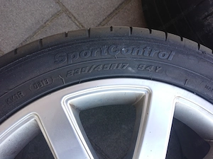 Audi A4 S-line 17 Zoll Alufelgen 235 45 R17 Bild 2