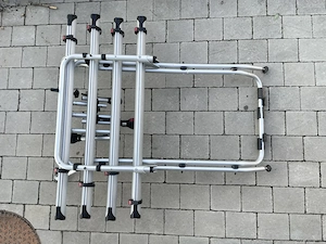 Fahrradträger für VW T5 - 4 Fahrräder auf Heckklappe