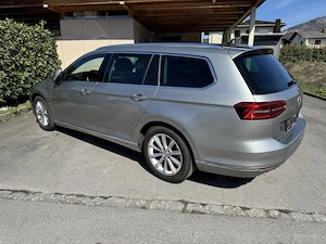 Volkswagen Passat Variant SCR Highline TDI 4Motion DSG Bild 3