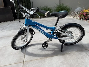Woom 2 Kinderfahrrad 14 Zoll Blau Weiß  Bild 3